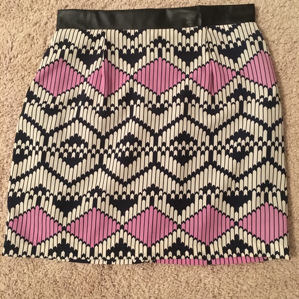High waisted skirt